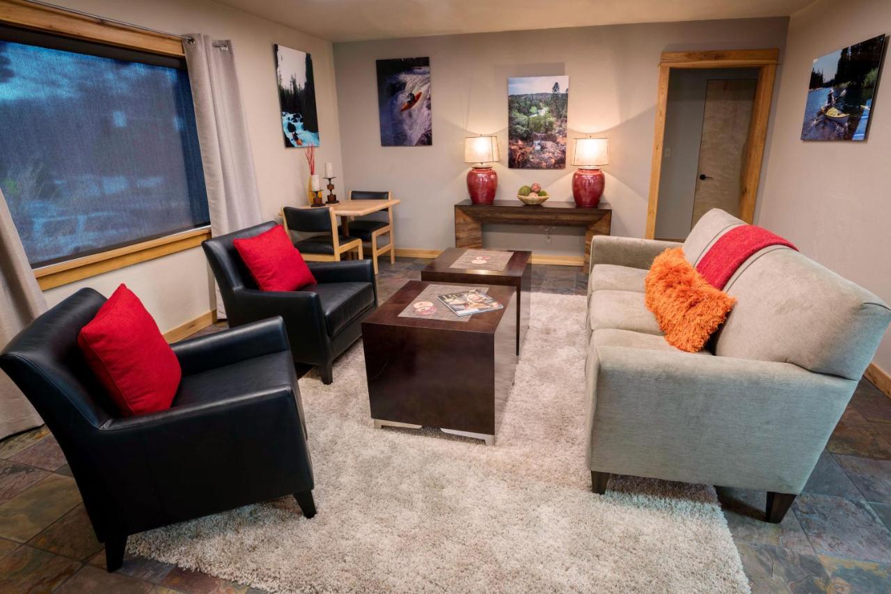 Wall Street Suites 벤드 외부 사진
